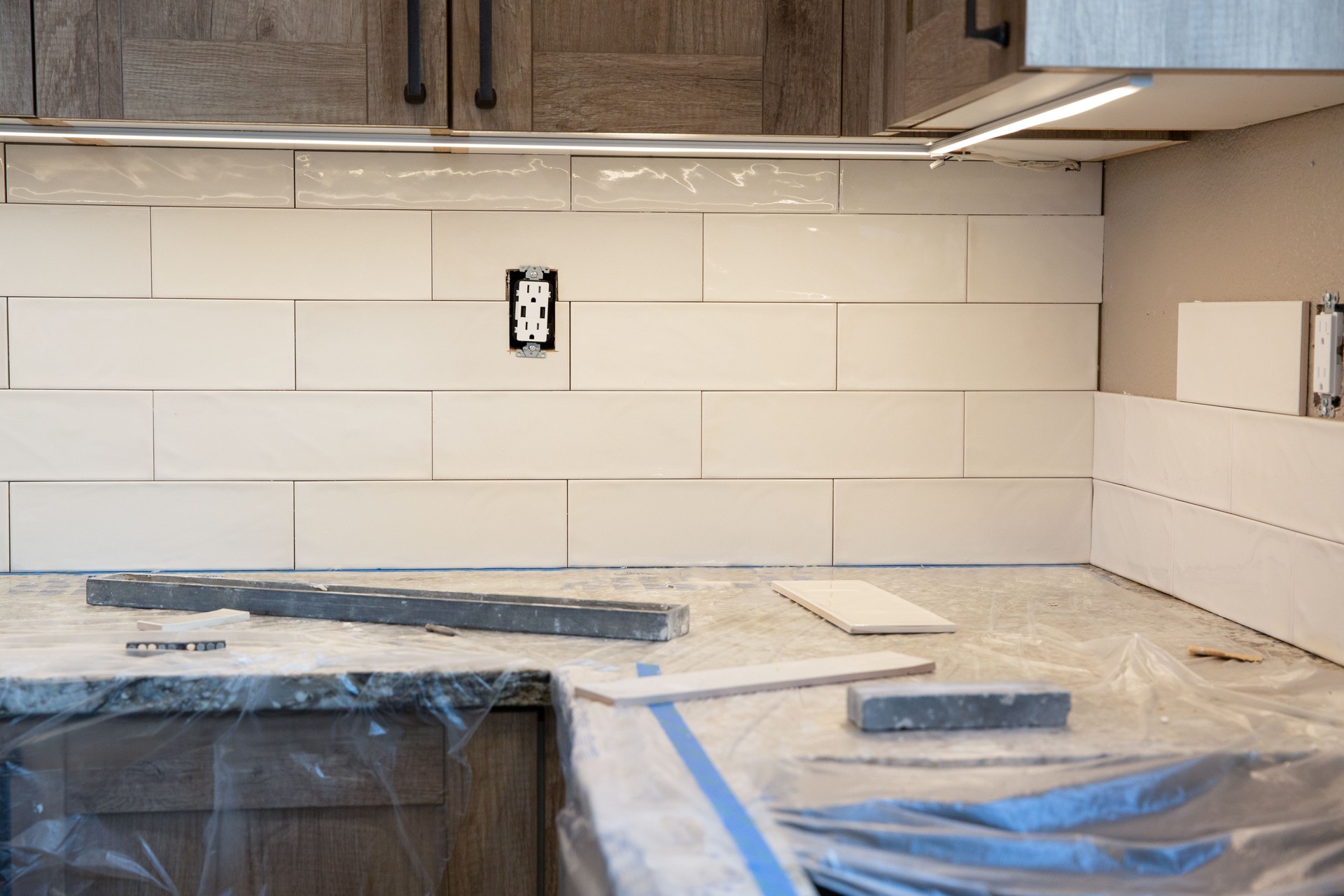 Backsplash tile installation